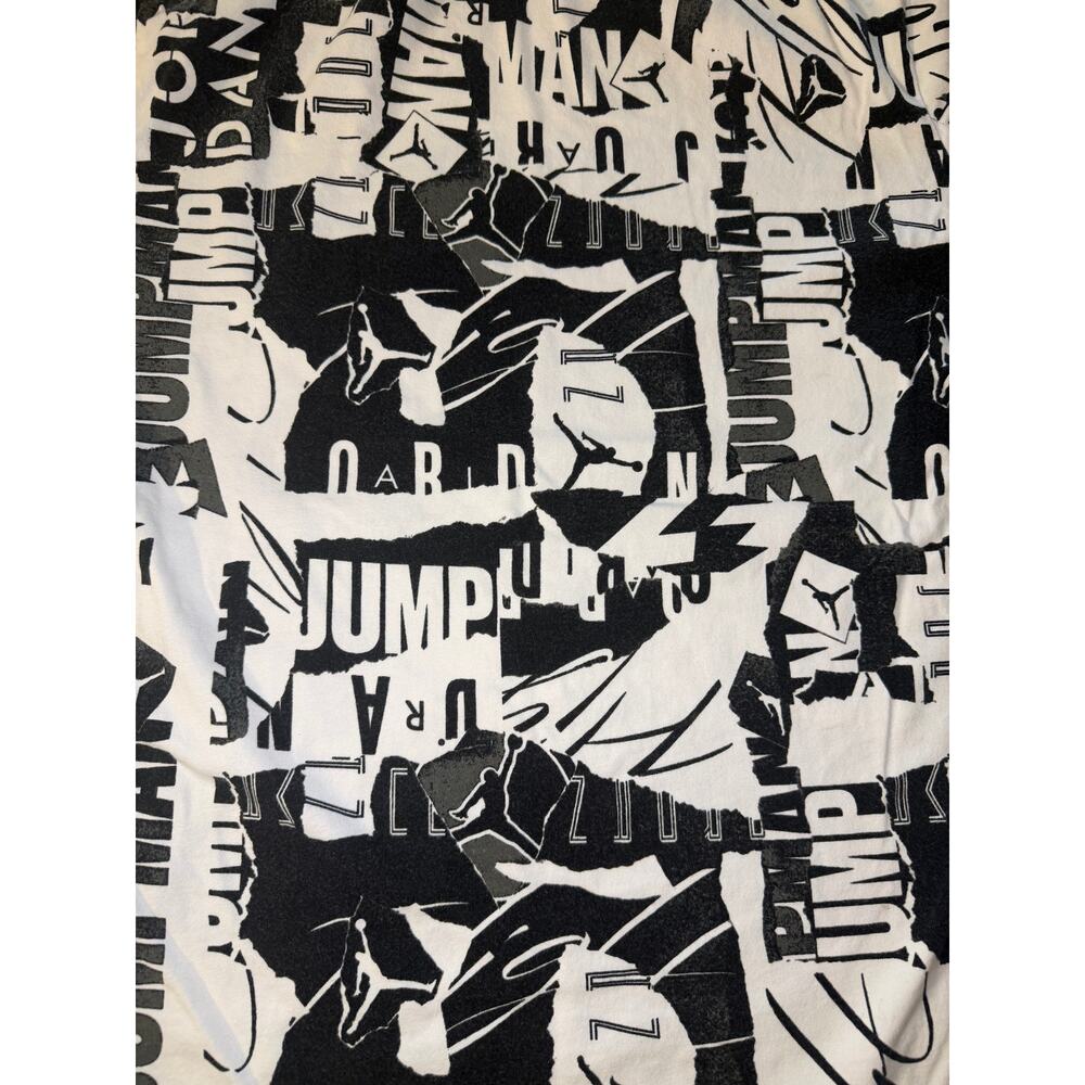 Jordan Men’s L Black White Allover Print Graphic T-Shirt - Picture 5 of 5